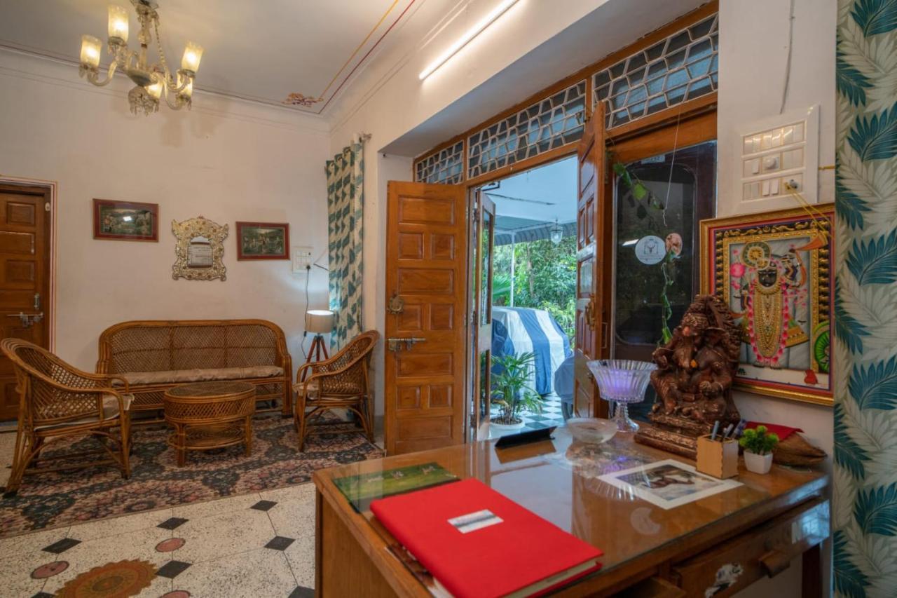 Hotel Ambavgarh Palace Udaipur Luaran gambar