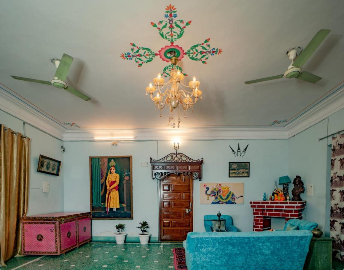 Hotel Ambavgarh Palace Udaipur Luaran gambar
