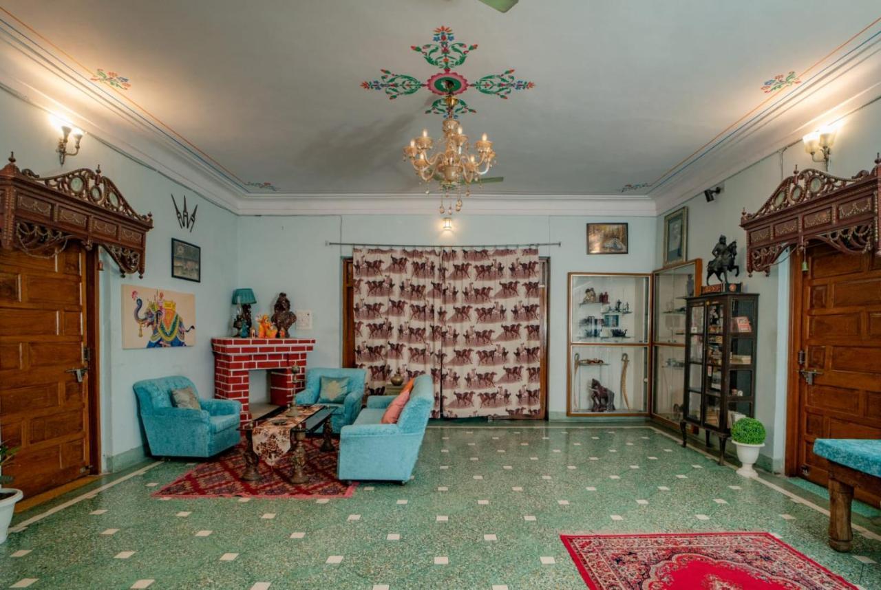 Hotel Ambavgarh Palace Udaipur Luaran gambar
