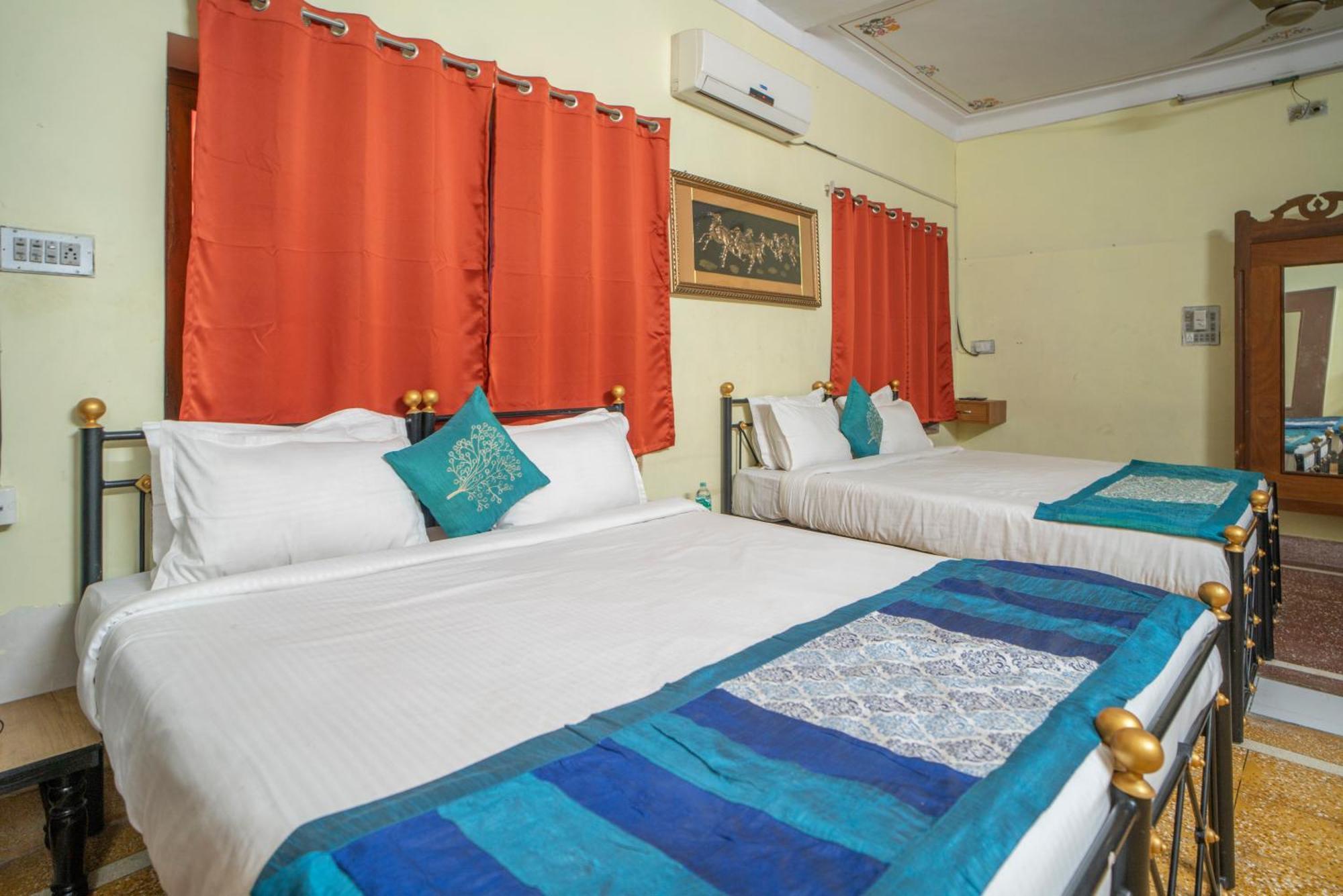 Hotel Ambavgarh Palace Udaipur Luaran gambar