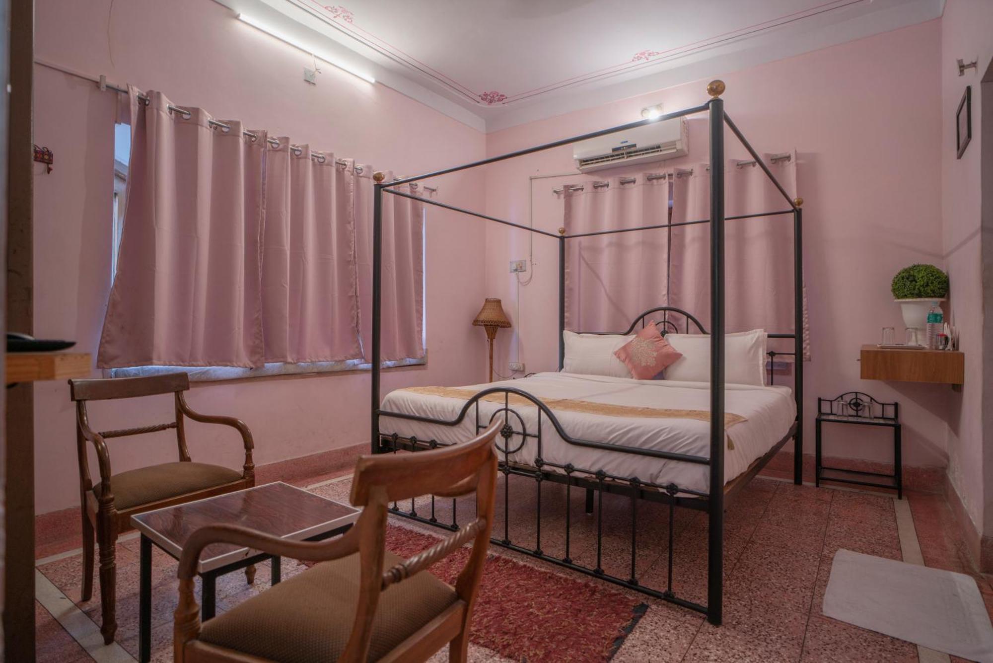 Hotel Ambavgarh Palace Udaipur Luaran gambar