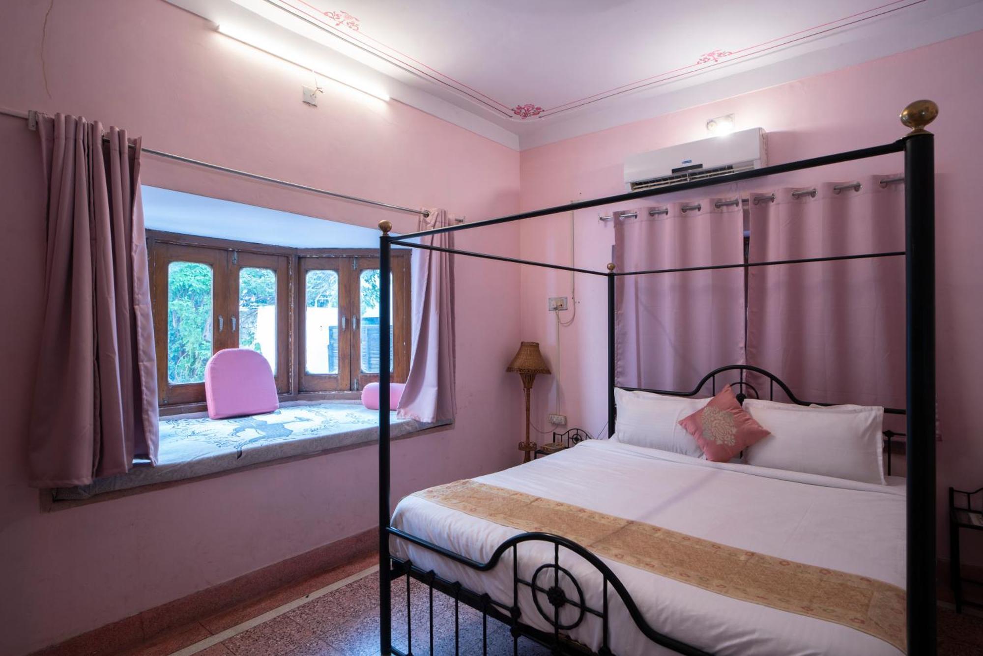 Hotel Ambavgarh Palace Udaipur Luaran gambar