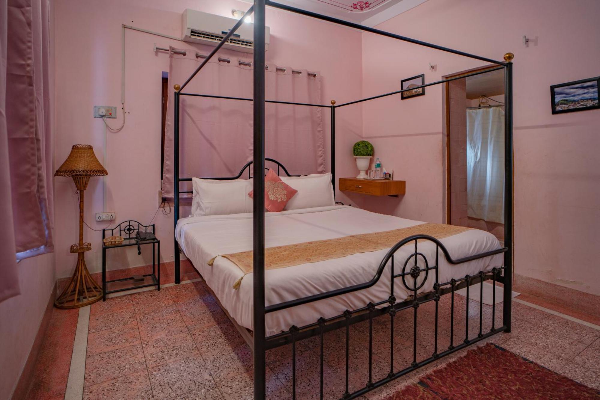 Hotel Ambavgarh Palace Udaipur Luaran gambar