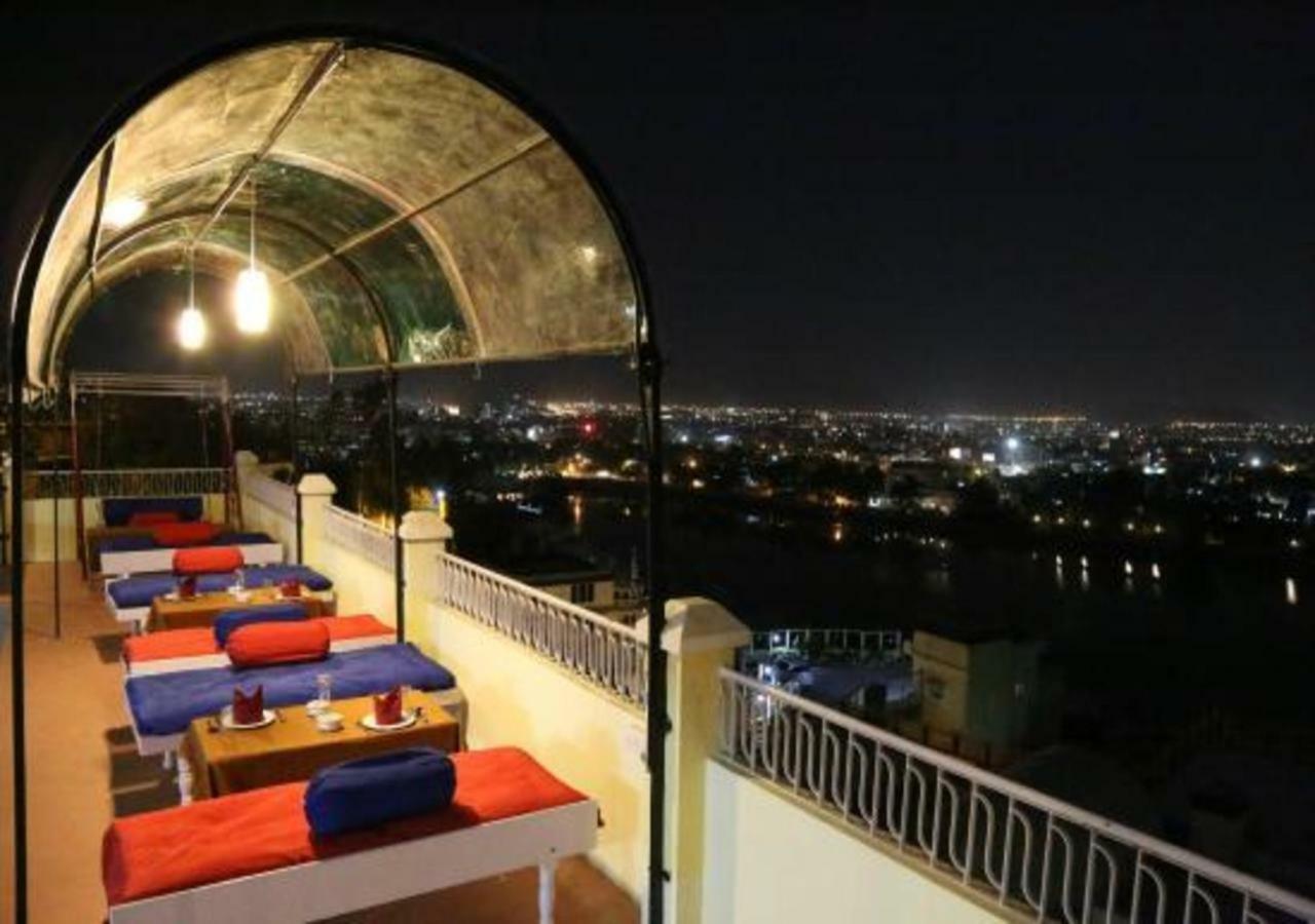 Hotel Ambavgarh Palace Udaipur Luaran gambar