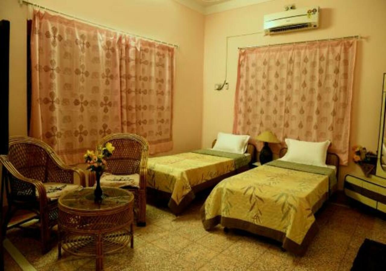 Hotel Ambavgarh Palace Udaipur Luaran gambar